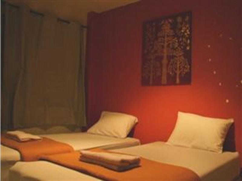 Patong Backpacker Hostel Exterior photo